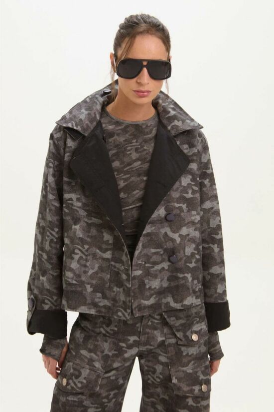 Imagem de Casaco Raissa Grey Camouflage Le Blog